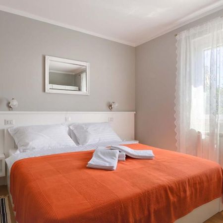 Villa Hope Apartments Porec Ngoại thất bức ảnh