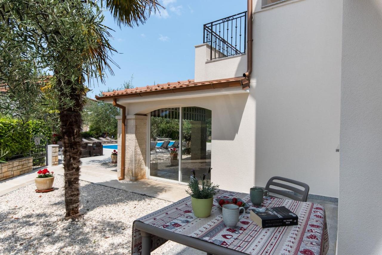 Villa Hope Apartments Porec Ngoại thất bức ảnh